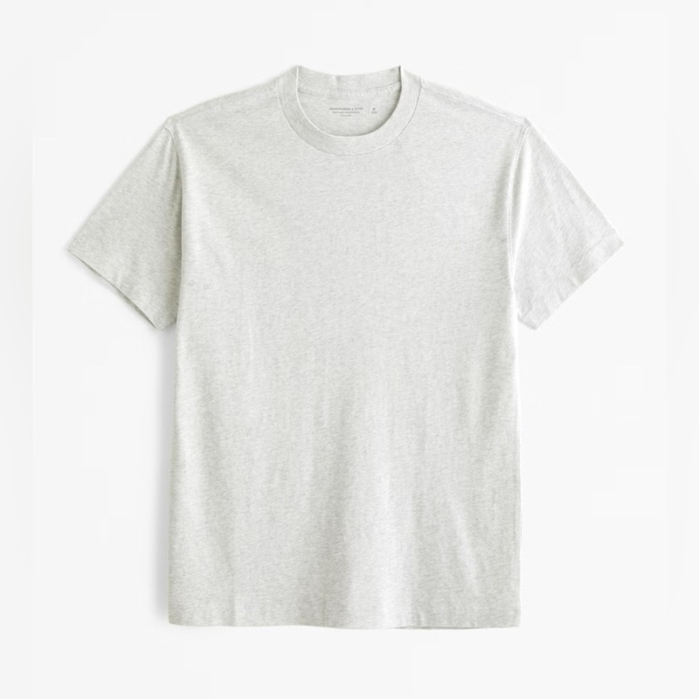Abercrombie & Fitch men’s essential gray Tee, light gray size S